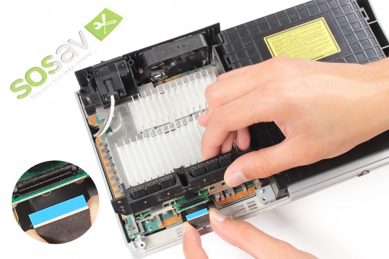 Guide photos remplacement carte mère Playstation 2 Fat (Etape 4 - image 4)