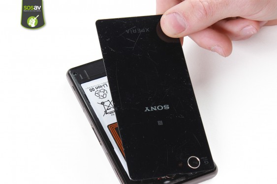 Guide photos remplacement vibreur Xperia Z1 Compact (Etape 6 - image 1)