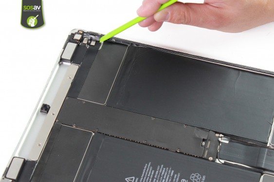 Guide photos remplacement boutons volume et power iPad Pro 12,9" (2015) (Etape 16 - image 1)