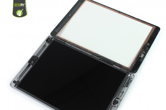 Guide photos remplacement bouton home / touch id iPad 5 (2017) (Etape 6 - image 3)