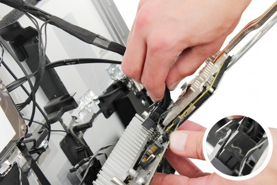 Guide photos remplacement carte graphique mxm iMac 27" fin 2009 (EMC 2309 et 2374) (Etape 64 - image 2)