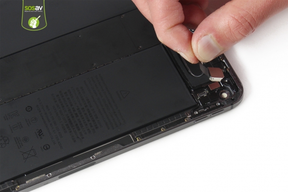 Guide photos remplacement caméra arrière iPad Pro 11" (2018) 4G (Etape 16 - image 3)