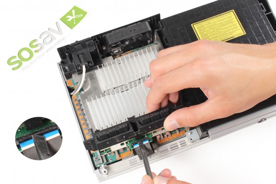 Guide photos remplacement carte mère Playstation 2 Fat (Etape 4 - image 2)