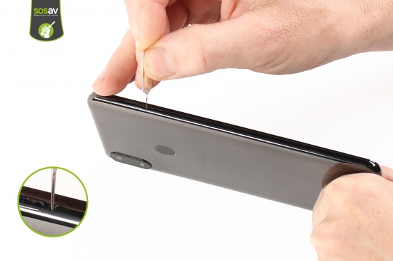 Guide photos remplacement batterie Wiko View Max (Etape 2 - image 1)