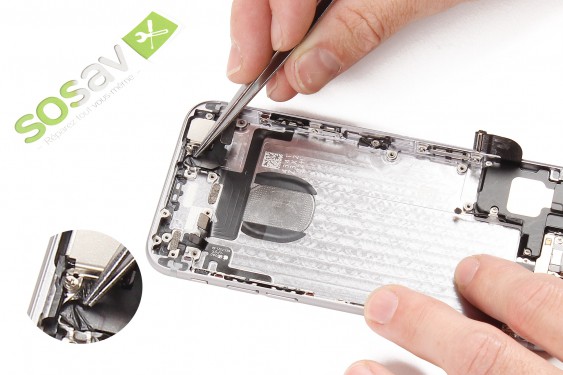Guide photos remplacement nappe bouton power iPhone 6 (Etape 24 - image 2)
