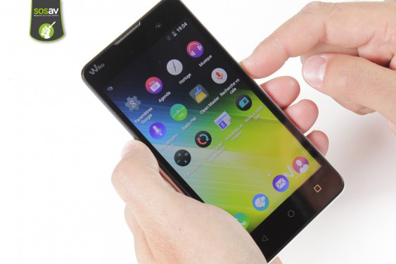 Guide photos remplacement ecran lcd Wiko Lenny 2 (Etape 1 - image 1)