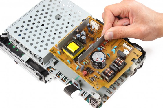 Guide photos remplacement carte mère Playstation 2 Fat (Etape 9 - image 2)