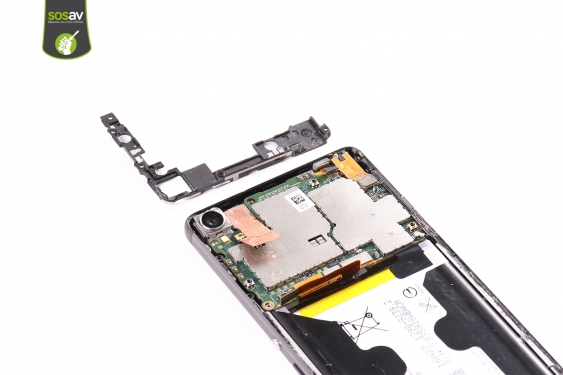 Guide photos remplacement caméra arrière Xperia XA (Etape 8 - image 4)