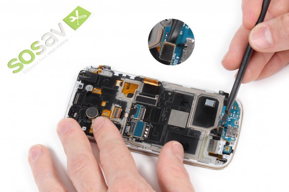 Guide photos remplacement connecteur de charge Samsung Galaxy S4 mini (Etape 22 - image 3)
