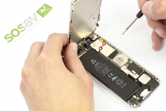 Guide photos remplacement bouton vibreur iPhone 5 (Etape 6 - image 1)