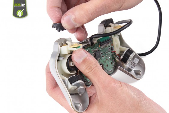 Guide photos remplacement boutons l1 et r1 Manette Dualshock 2 (Playstation 2) (Etape 3 - image 2)