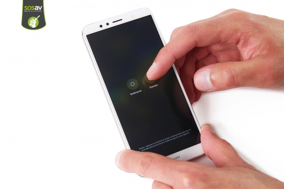 Guide photos remplacement câble d'interconnexion Huawei Y6 2018 (Etape 1 - image 2)