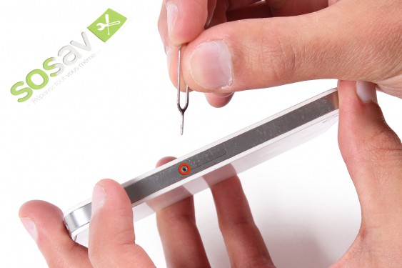 Guide photos remplacement nappe capteur proximité et luminosité + bouton power iPhone 4S (Etape 2 - image 1)