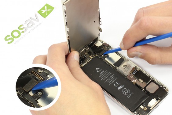 Guide photos remplacement bouton vibreur iPhone 5 (Etape 9 - image 1)