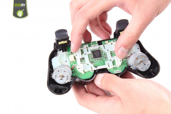 Guide photos remplacement diffuseur des led d'activité Manette Dualshock 3 (Modèle Sixaxis) (Etape 4 - image 1)