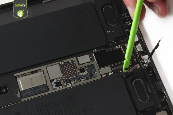 Guide photos remplacement carte mère iPad Pro 11" (2018) 4G (Etape 25 - image 4)