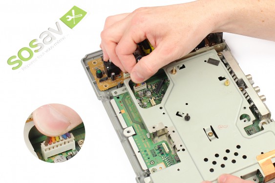 Guide photos remplacement châssis interne Playstation (Etape 12 - image 1)