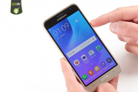Guide photos remplacement caméra avant Samsung Galaxy J3 2016 (Etape 1 - image 1)