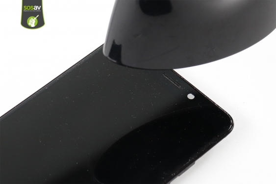 Guide photos remplacement ecran Wiko View Go (Etape 14 - image 1)