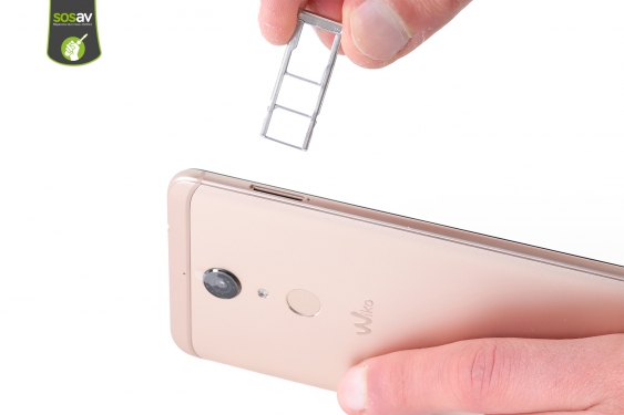 Guide photos remplacement coque arrière Wiko View XL (Etape 2 - image 3)