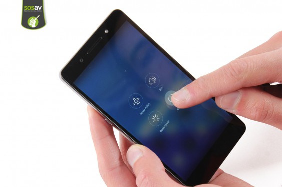 Guide photos remplacement nappe boutons power et volume Honor 7 (Etape 1 - image 2)