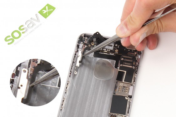 Guide photos remplacement nappe boutons vibreur + volume iPhone 6 Plus (Etape 17 - image 1)